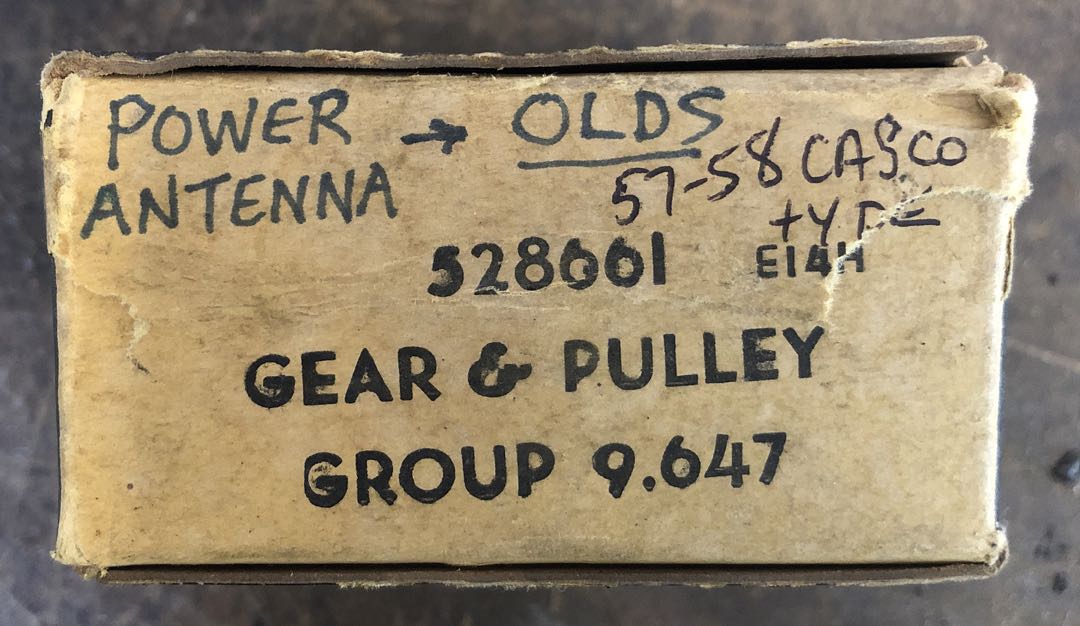 NOS Power Antenna Gear-Pulley - 1.jpg