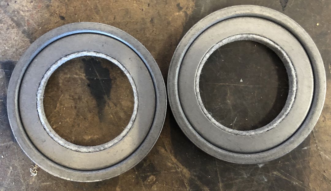 Pair New Front Bearing Seals - 1.jpg