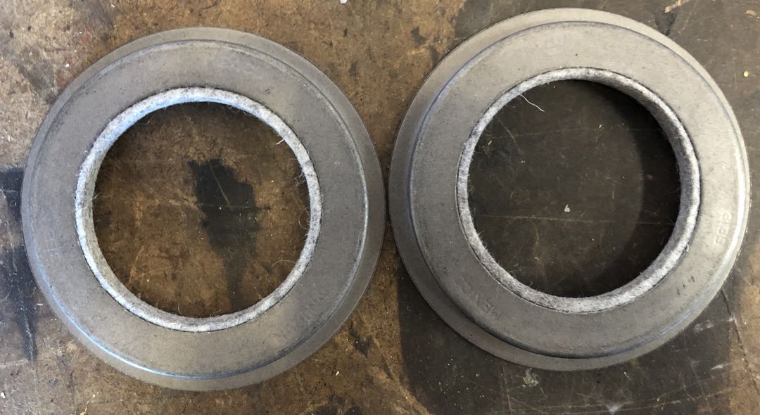 Pair New Front Bearing Seals - 2.jpg