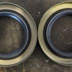 Pair New Rear Bearing Seals - 2.jpg